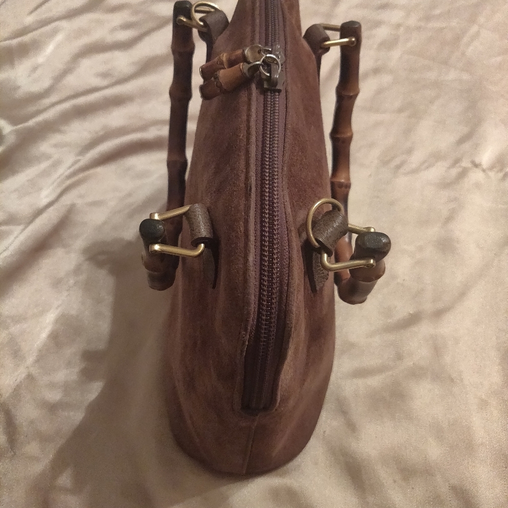 Gucci Bamboo Handbag 👜 with strap - Picture 2 of 8